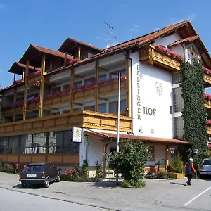 Lallinger Hof Szálloda